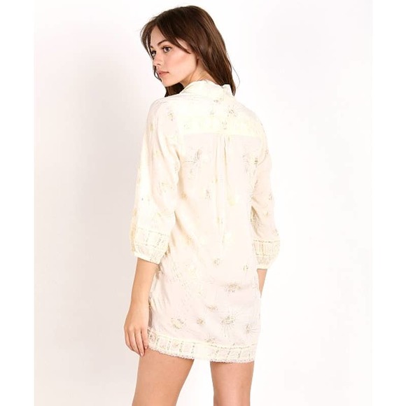 Novella Royale Cream Gold Long Sleeve Lace Dress - Picture 4 of 7